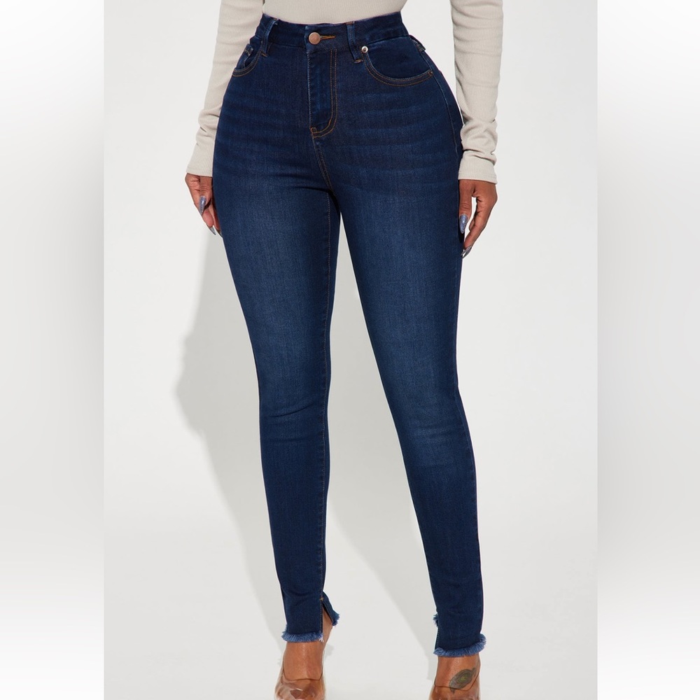 Serafina Compression Stretch Skinny Jeans - Dark Wash